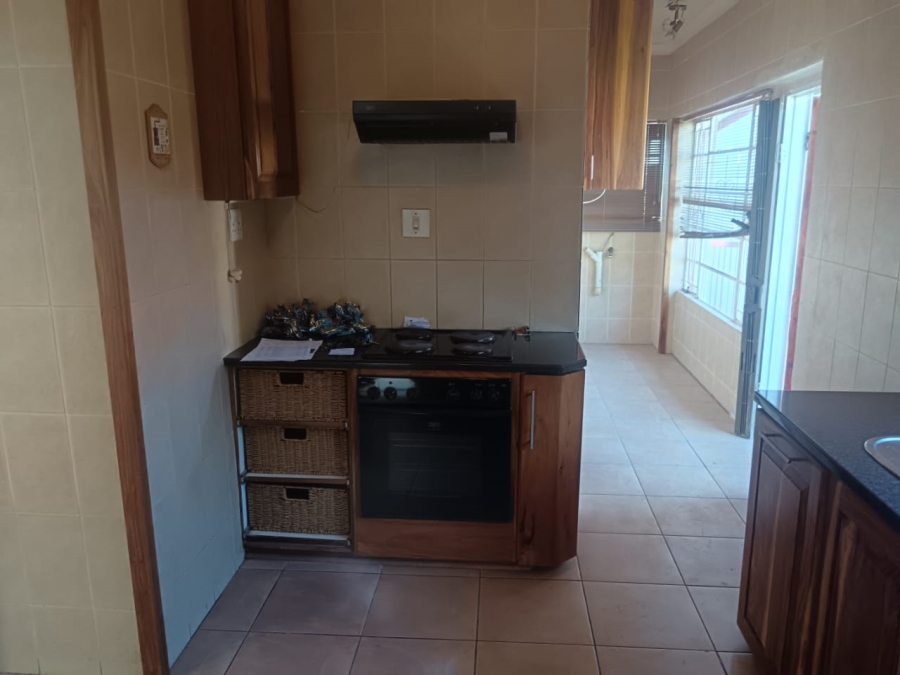 3 Bedroom Property for Sale in Heuwelsig Northern Cape